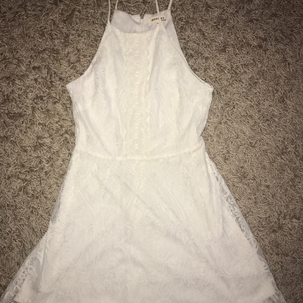 White laced dress
